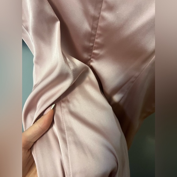 Pink cute silk Aritzia mini dress - Picture 4 of 6